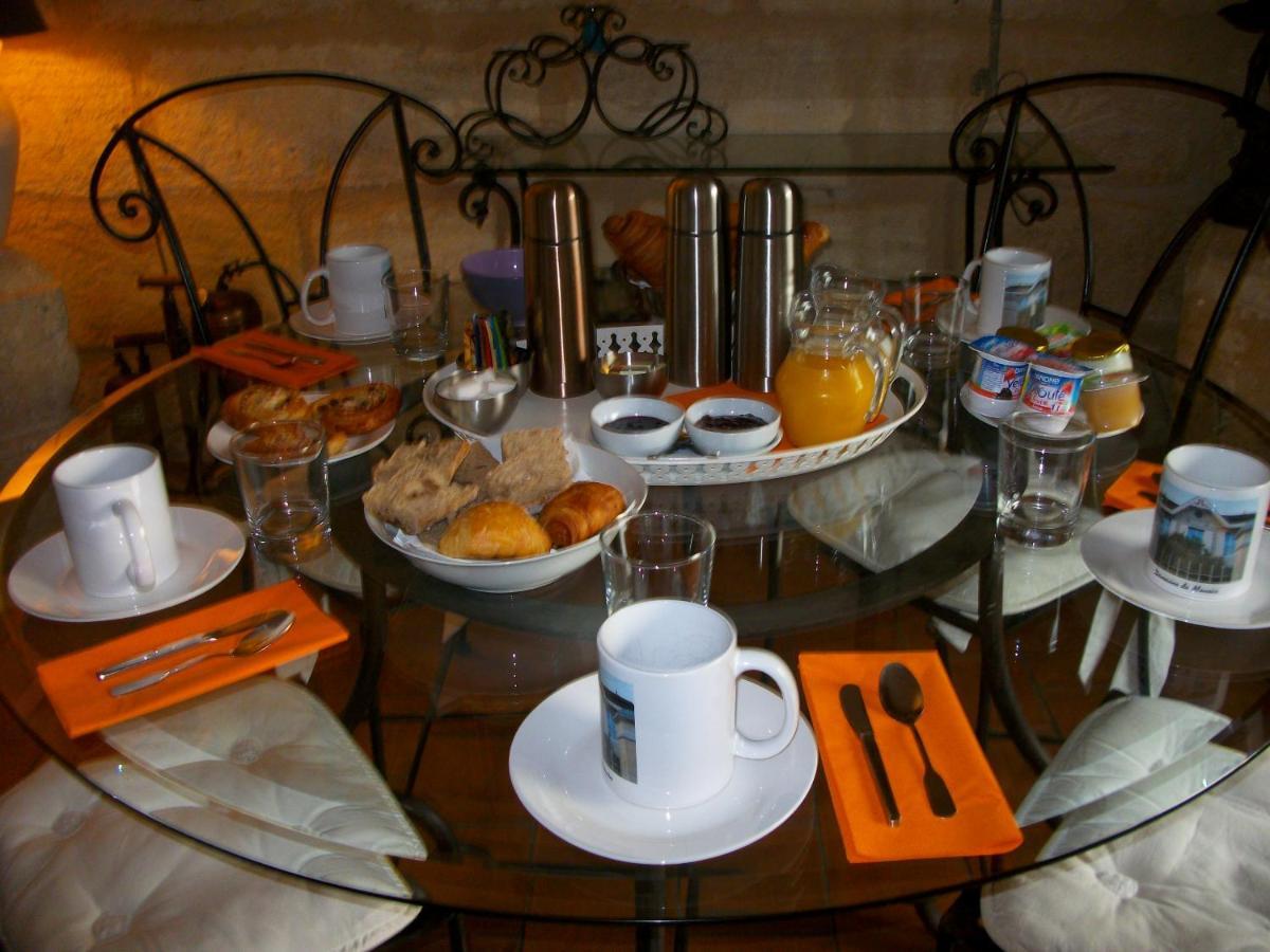 Domaine De Monein Bed and Breakfast Saint-André-de-Cubzac Exteriör bild